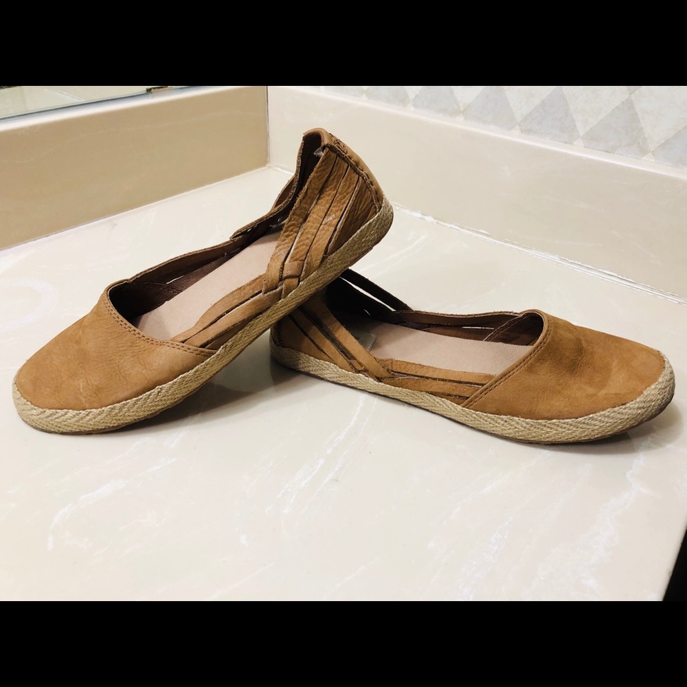UGG Cicily Flats